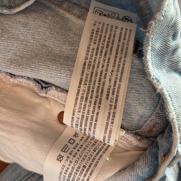 Abercrombie & Fitch Women’s Low Rise Baggy Jean Heavy Destroyed Size 6/28 - Picture 7 of 8